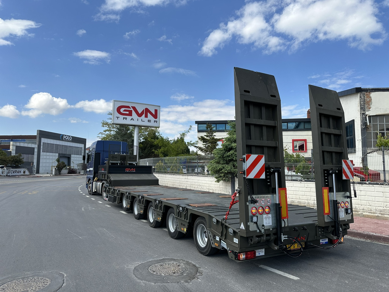 GVN Trailer 5 AXLE LOWBED - 低装载半拖车:图3 GVN Trailer 5 AXLE LOWBED - 低装载半拖车:图3
