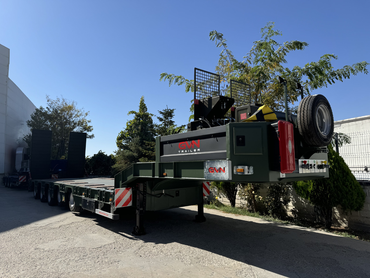 GVN Trailer 5 AXLE LOWBED - 低装载半拖车:图4 GVN Trailer 5 AXLE LOWBED - 低装载半拖车:图4