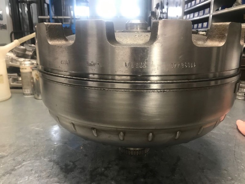 Volvo 11038440 Torque converter A25 A30 A35 A40 (D) - 传动装置 适用于 铰接式自卸车:图2 Volvo 11038440 Torque converter A25 A30 A35 A40 (D) - 传动装置 适用于 铰接式自卸车:图2