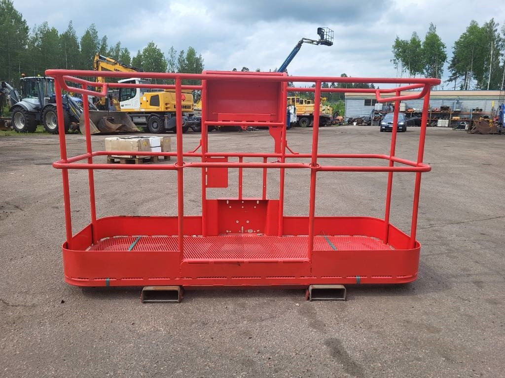 Manitou 200 ATJ kori - 垂直桅杆升降机:图3 Manitou 200 ATJ kori - 垂直桅杆升降机:图3