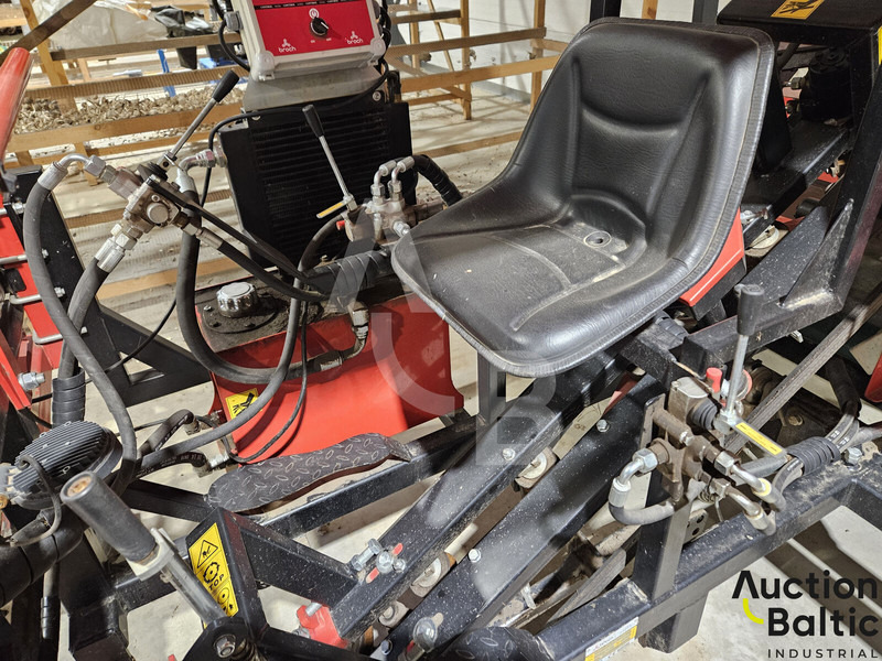 Broch ARAT-1 - 联合收割机:图5 Broch ARAT-1 - 联合收割机:图5