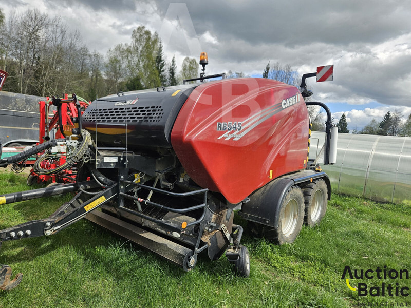 Case IH RB545Silage - 圆形打包机:图1 Case IH RB545Silage - 圆形打包机:图1