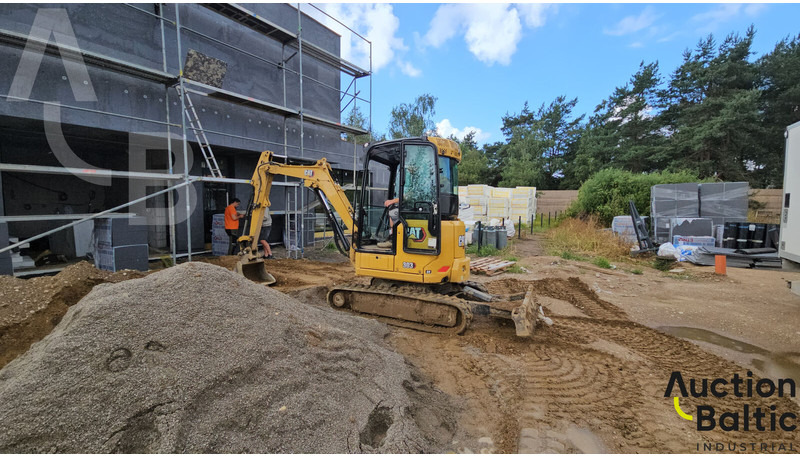 Caterpillar 303 CR - 小型挖掘机:图2 Caterpillar 303 CR - 小型挖掘机:图2