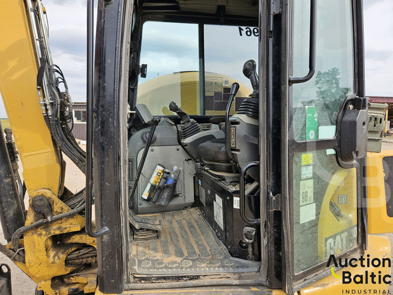Caterpillar 305.5E2CR - 小型挖掘机:图5 Caterpillar 305.5E2CR - 小型挖掘机:图5