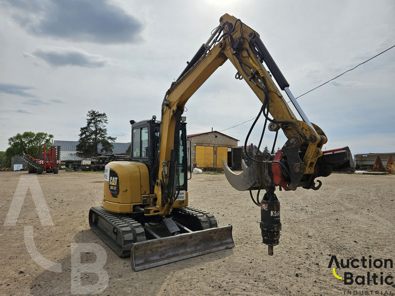 Caterpillar 305.5E2CR - 小型挖掘机:图2 Caterpillar 305.5E2CR - 小型挖掘机:图2