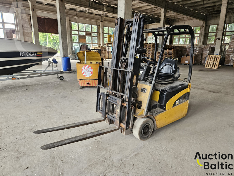 Caterpillar EP 16 NT - 电动叉车:图1 Caterpillar EP 16 NT - 电动叉车:图1