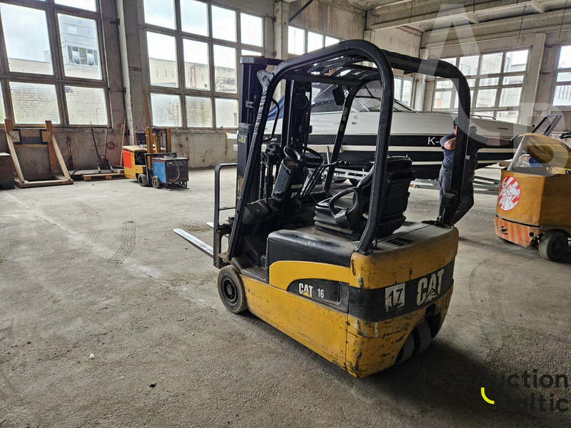 Caterpillar EP 16 NT - 电动叉车:图3 Caterpillar EP 16 NT - 电动叉车:图3