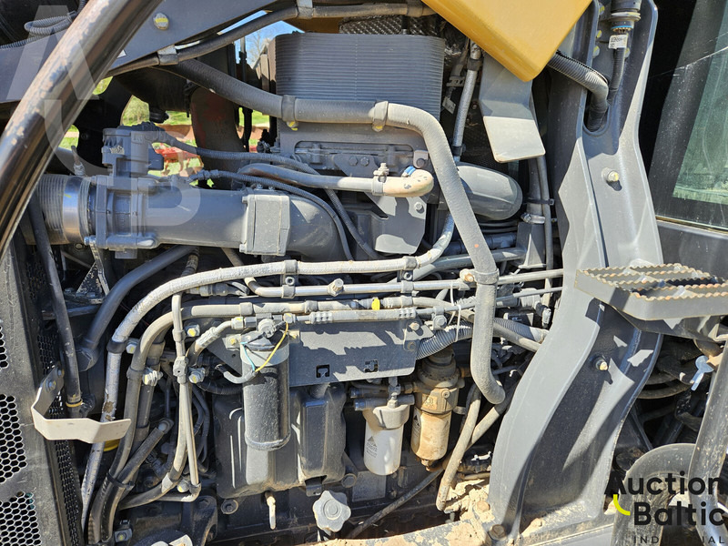 履带式拖拉机 Challenger MT 755 E：图13