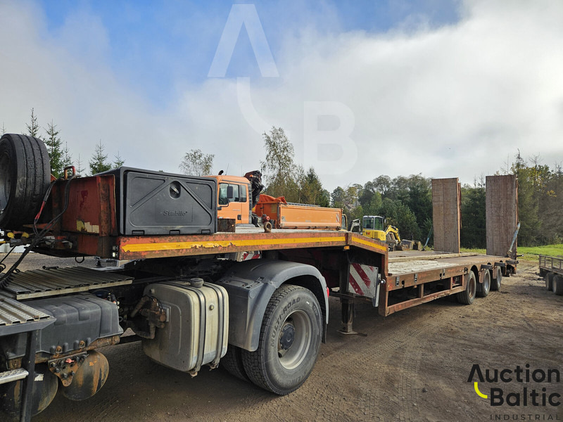 Faymonville STN-30 - 侧帘半拖车:图2 Faymonville STN-30 - 侧帘半拖车:图2