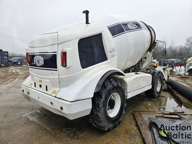 Fiori BX15H - 混凝土搅拌车:图4 Fiori BX15H - 混凝土搅拌车:图4