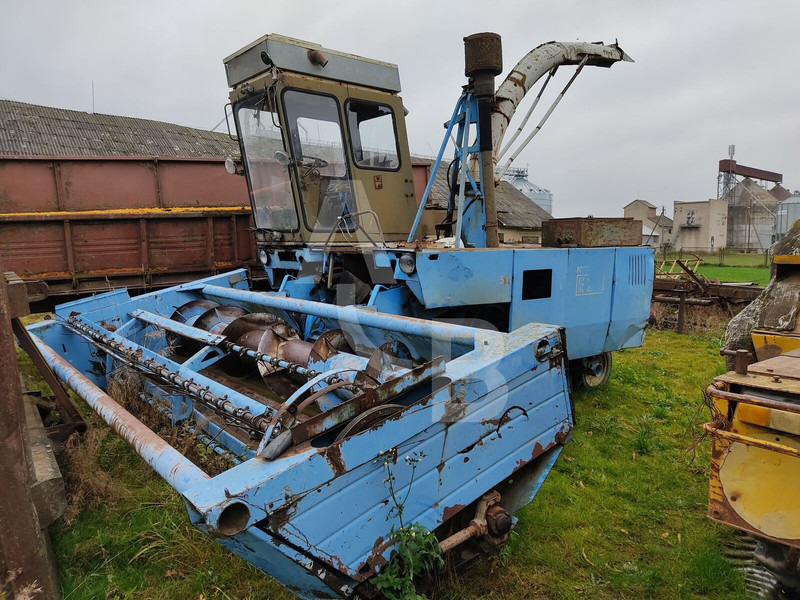 Fortschritt E 281 - 饲料收割机:图1 Fortschritt E 281 - 饲料收割机:图1