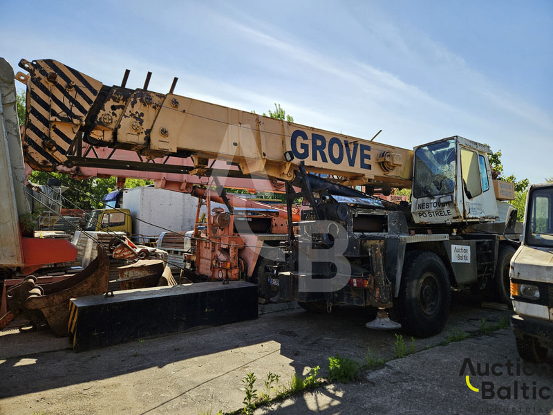 Grove AT 633 B - 全地形起重机:图1 Grove AT 633 B - 全地形起重机:图1