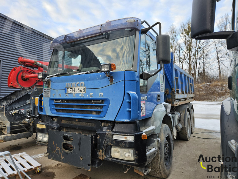 Iveco 260 E44 - 翻斗车:图1 Iveco 260 E44 - 翻斗车:图1