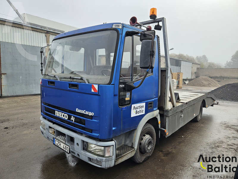Iveco 75E14 - 拖吊车:图1 Iveco 75E14 - 拖吊车:图1