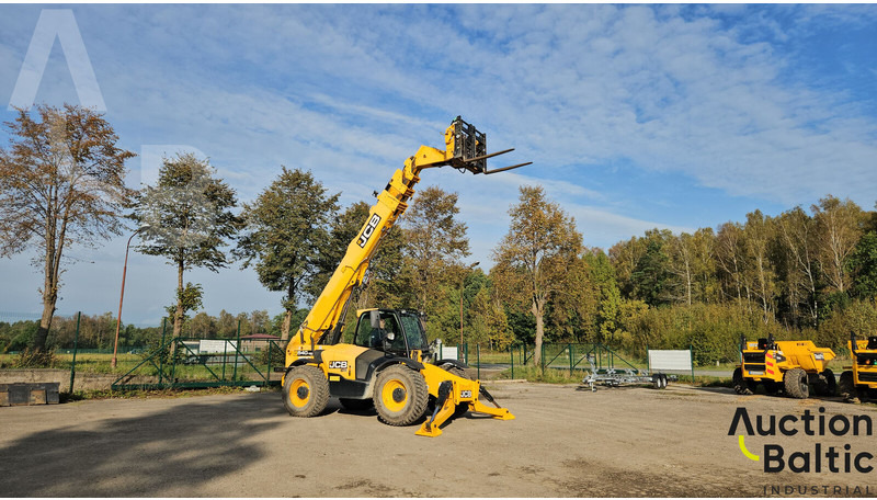JCB 540-180 - 伸缩臂叉装车:图3 JCB 540-180 - 伸缩臂叉装车:图3