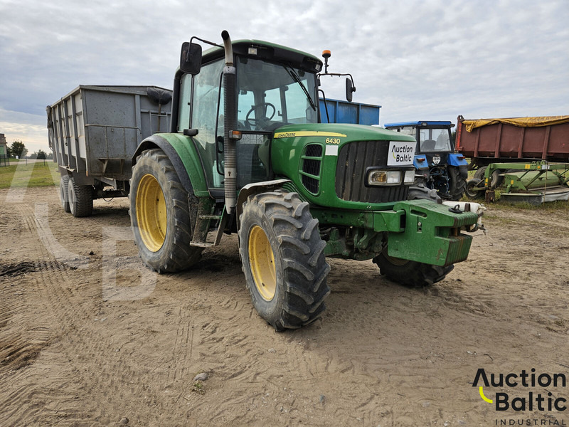 John Deere 6430 - 拖拉机:图1 John Deere 6430 - 拖拉机:图1