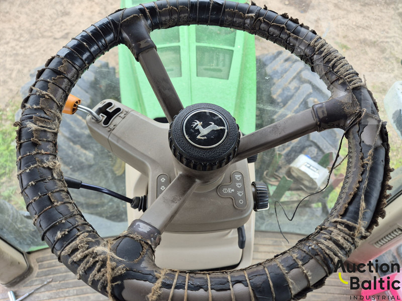 拖拉机 John Deere 7280 R:图9 拖拉机 John Deere 7280 R:图9