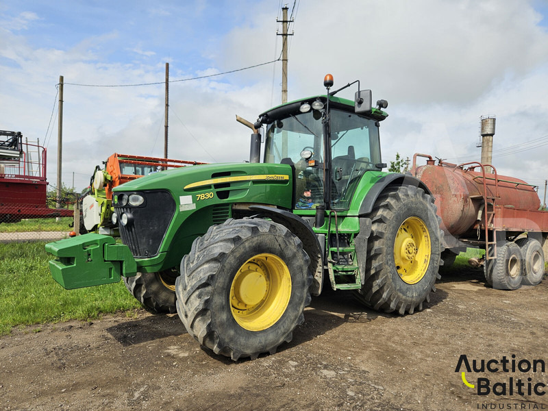 John Deere 7830 - 拖拉机:图1 John Deere 7830 - 拖拉机:图1