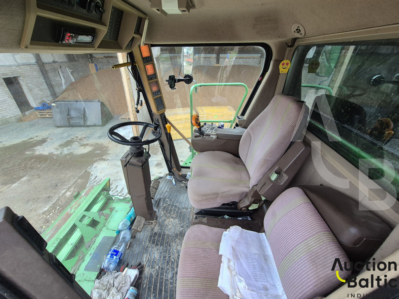 John Deere 9540 - 联合收割机:图5 John Deere 9540 - 联合收割机:图5