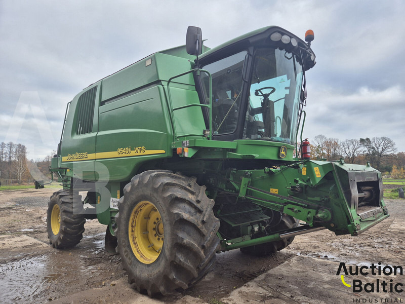 John Deere 9540 - 联合收割机:图2 John Deere 9540 - 联合收割机:图2