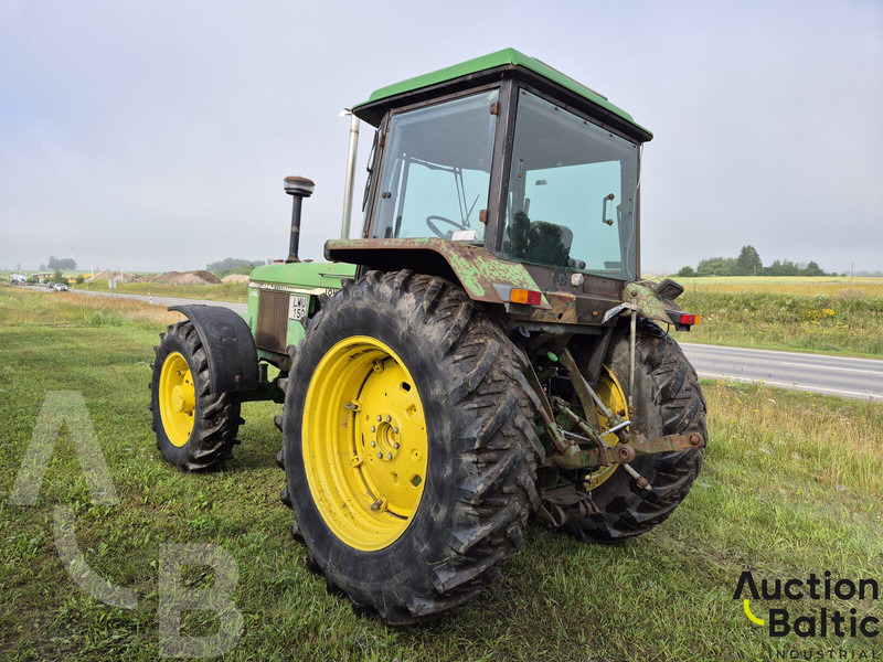 John Deere MFWD - 拖拉机:图4 John Deere MFWD - 拖拉机:图4