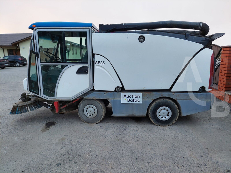 Johnston 142A 101T - 道路清扫机:图2 Johnston 142A 101T - 道路清扫机:图2