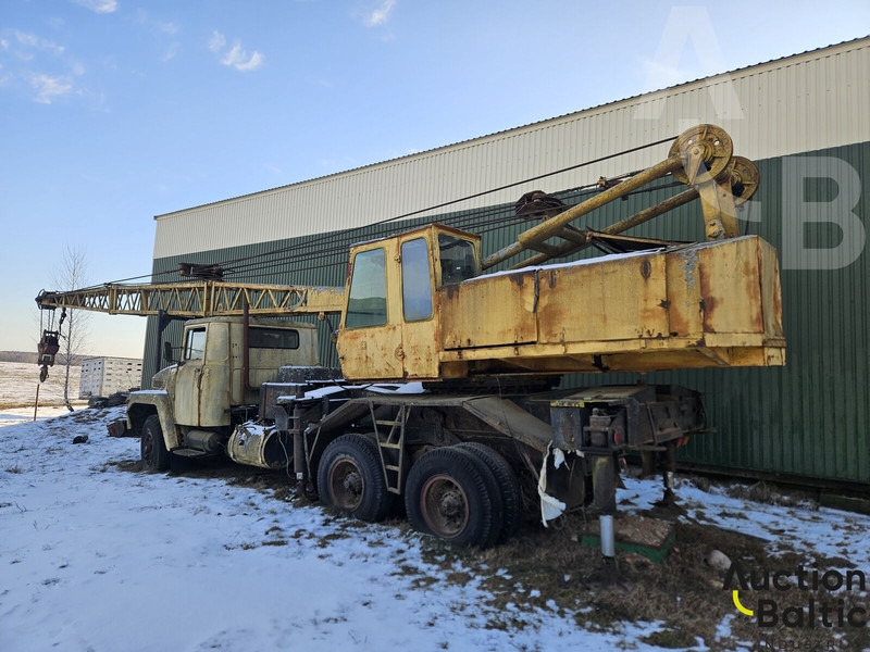 KRAZ 25 KC4562 - 全地形起重机:图3 KRAZ 25 KC4562 - 全地形起重机:图3