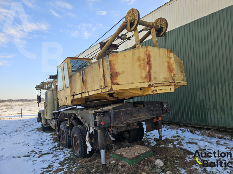 KRAZ 25 KC4562 - 全地形起重机:图5 KRAZ 25 KC4562 - 全地形起重机:图5