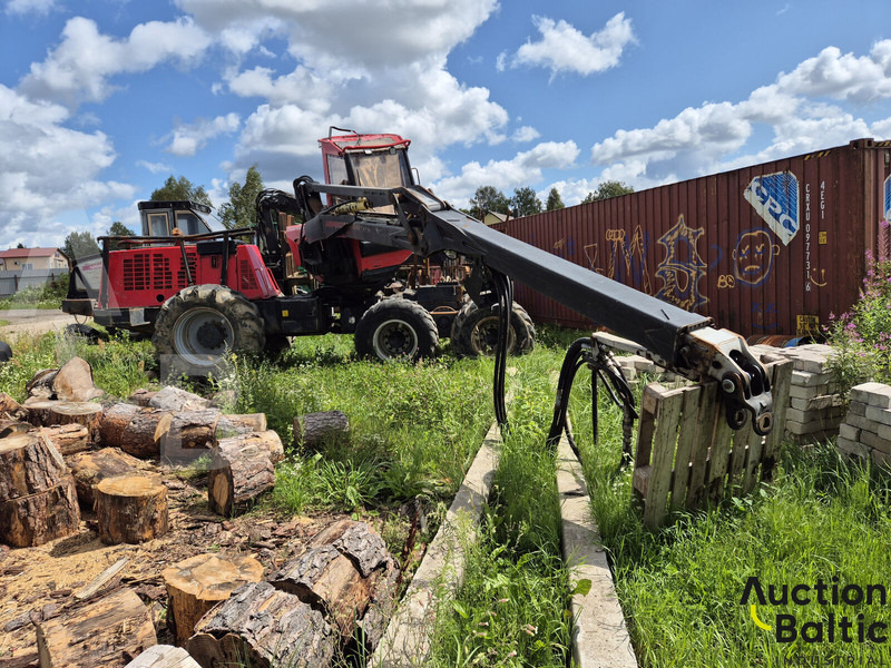 Komatsu 931.1 - 收割机:图1 Komatsu 931.1 - 收割机:图1