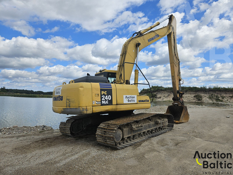 Komatsu PC240NLC-7K - 履带式挖掘机:图4 Komatsu PC240NLC-7K - 履带式挖掘机:图4