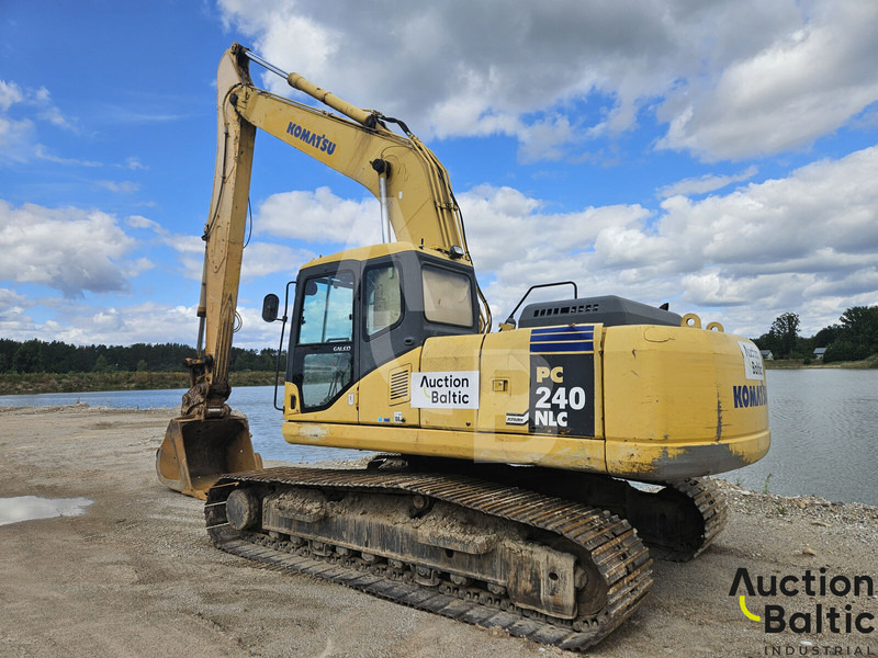 Komatsu PC240NLC-7K - 履带式挖掘机:图3 Komatsu PC240NLC-7K - 履带式挖掘机:图3