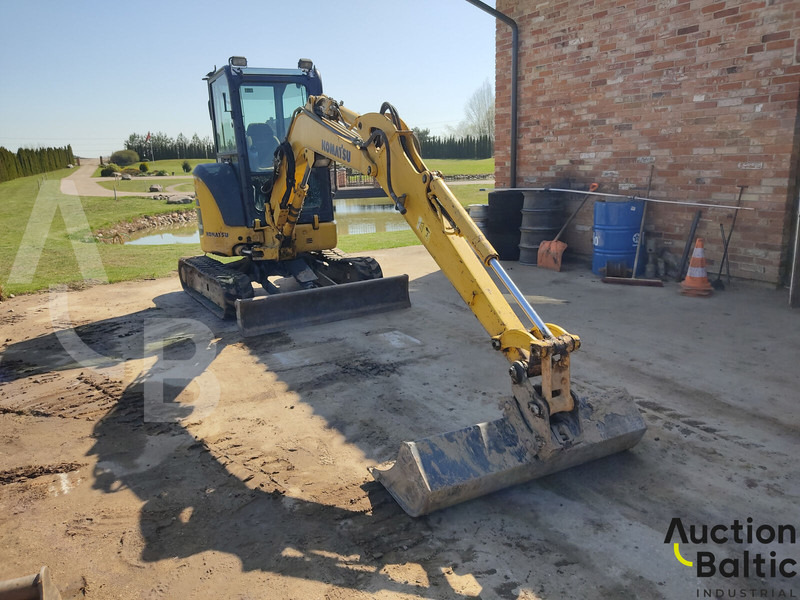 Komatsu PC35MR-5 - 小型挖掘机:图2 Komatsu PC35MR-5 - 小型挖掘机:图2