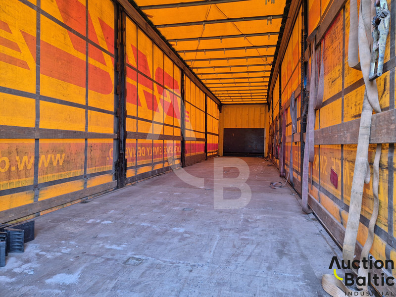 Krone SD - 侧帘半拖车:图5 Krone SD - 侧帘半拖车:图5