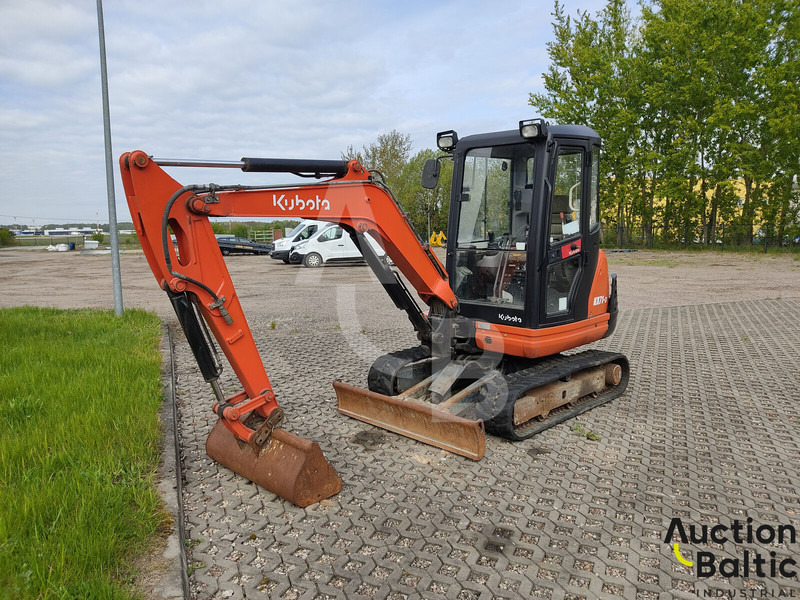 Kubota KX 71-3 - 小型挖掘机:图1 Kubota KX 71-3 - 小型挖掘机:图1
