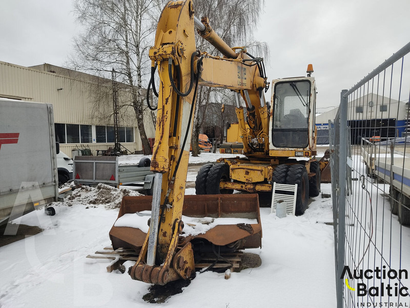 Liebherr 902 Litronic - 轮式挖掘机:图2 Liebherr 902 Litronic - 轮式挖掘机:图2