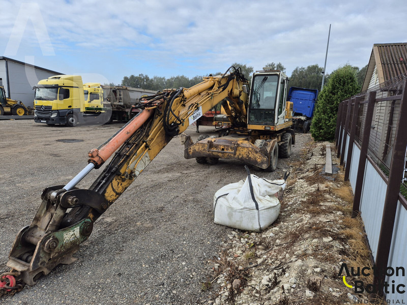 Liebherr A 902 Litronic - 轮式挖掘机:图2 Liebherr A 902 Litronic - 轮式挖掘机:图2