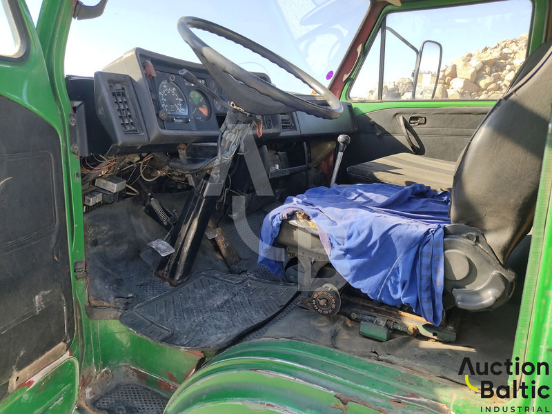 MAN 8.136 - 罐车:图5 MAN 8.136 - 罐车:图5