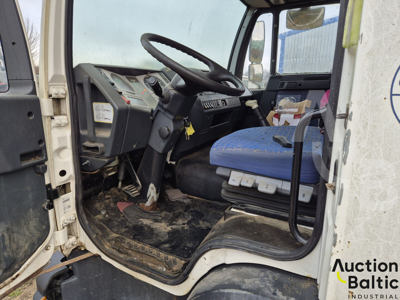 MAN LE 12.220 - 栏板式/ 平板卡车:图5 MAN LE 12.220 - 栏板式/ 平板卡车:图5