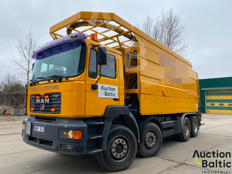 MAN T46 - 真空车:图2 MAN T46 - 真空车:图2