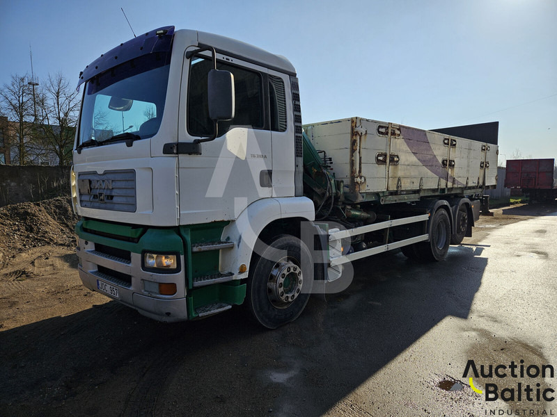 MAN TGA26.310 - 栏板式/ 平板卡车, 起重车:图2 MAN TGA26.310 - 栏板式/ 平板卡车, 起重车:图2