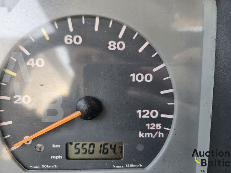 MAN TGA26.310 - 栏板式/ 平板卡车, 起重车:图5 MAN TGA26.310 - 栏板式/ 平板卡车, 起重车:图5
