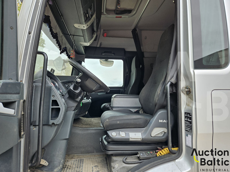 MAN TGL8.250 - 侧帘卡车:图5 MAN TGL8.250 - 侧帘卡车:图5