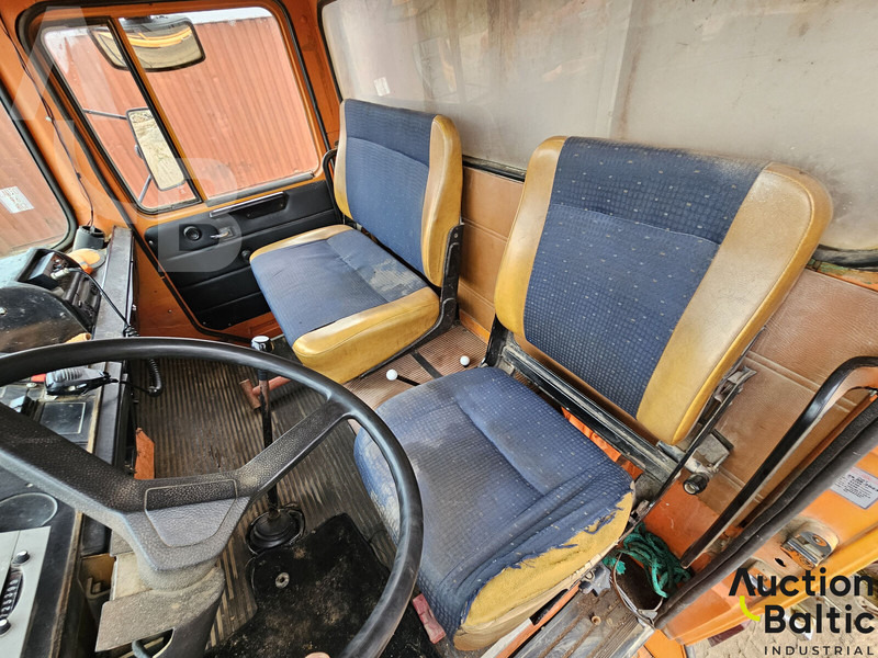 翻斗车 Magirus M 160 D 15：图6