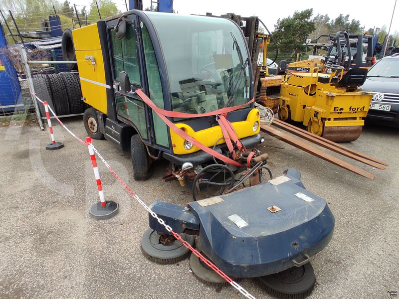 Mathieu Azura - 道路清扫机:图3 Mathieu Azura - 道路清扫机:图3