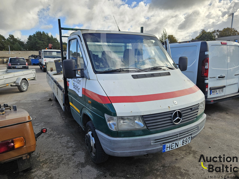 Mercedes-Benz 408 - 平板货车:图2 Mercedes-Benz 408 - 平板货车:图2