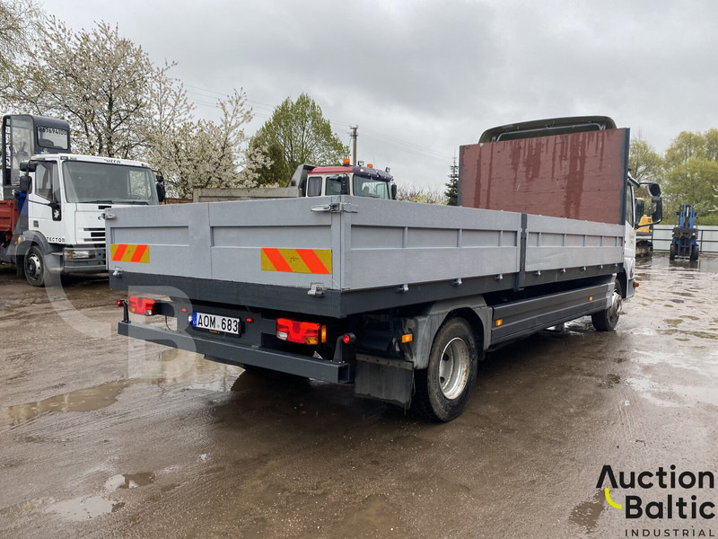 Mercedes-Benz 815 - 栏板式/ 平板卡车:图4 Mercedes-Benz 815 - 栏板式/ 平板卡车:图4