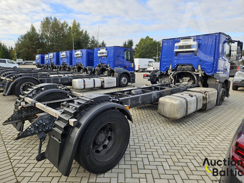 Mercedes-Benz Actros 1843 - 驾驶室底盘卡车:图2 Mercedes-Benz Actros 1843 - 驾驶室底盘卡车:图2