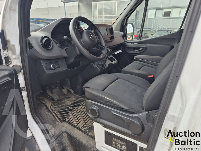 Mercedes-Benz Sprinter 316 - 无侧窗厢式货车:图5 Mercedes-Benz Sprinter 316 - 无侧窗厢式货车:图5