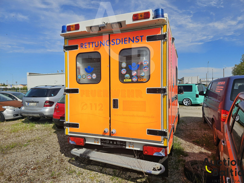 Mercedes-Benz Sprinter - 救护车:图3 Mercedes-Benz Sprinter - 救护车:图3