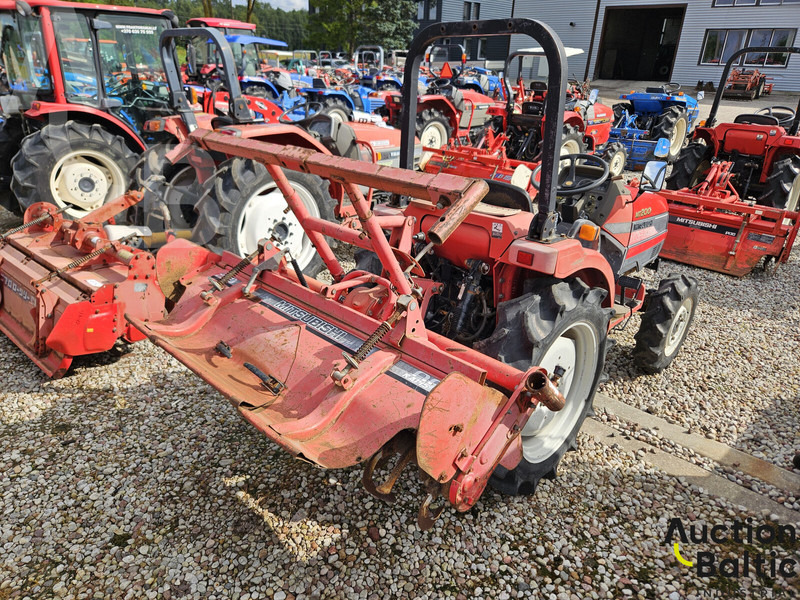 Mitsubishi MT200 - 拖拉机:图3 Mitsubishi MT200 - 拖拉机:图3